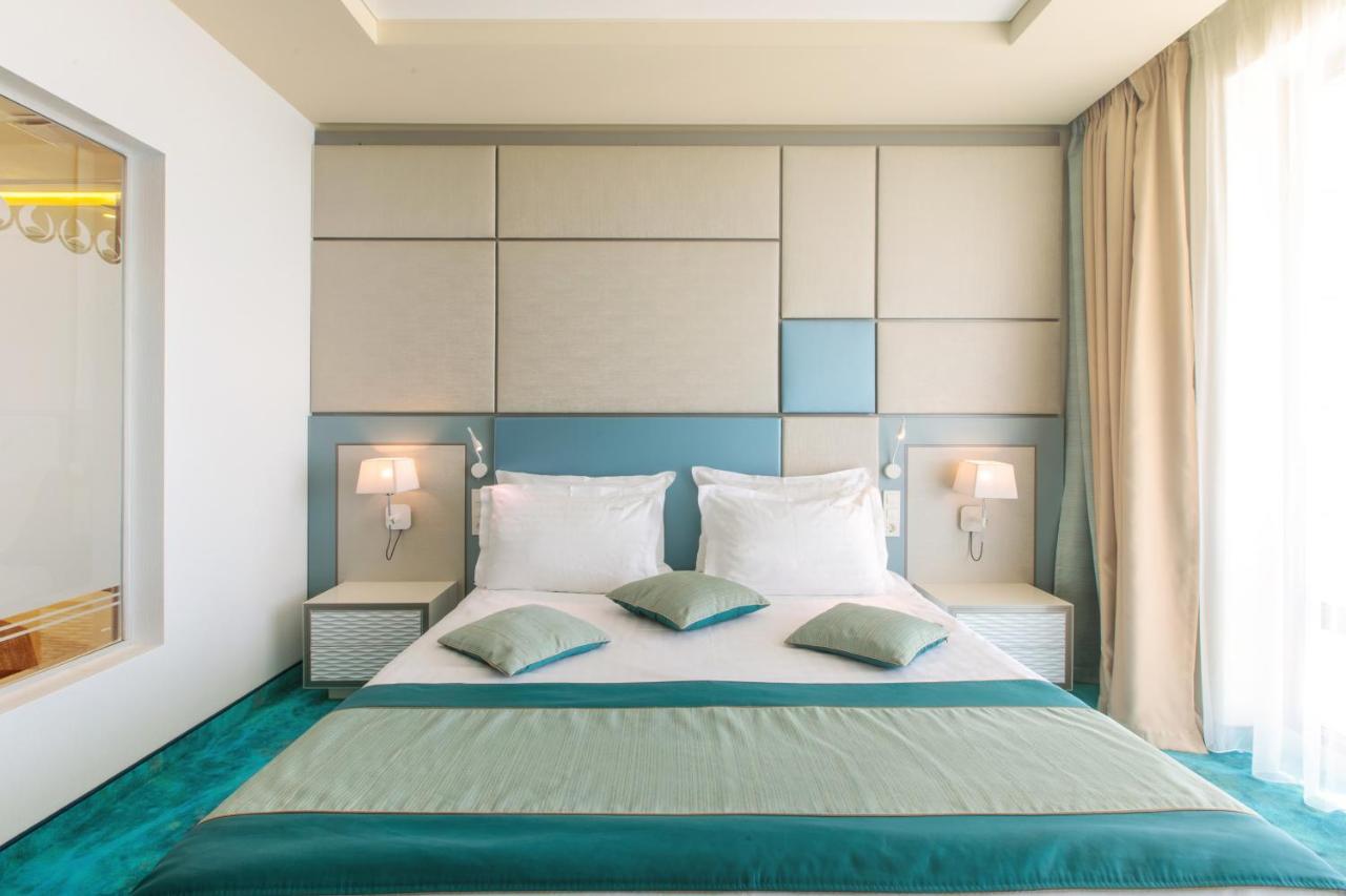Hotel Opera Mamaia Exteriér fotografie